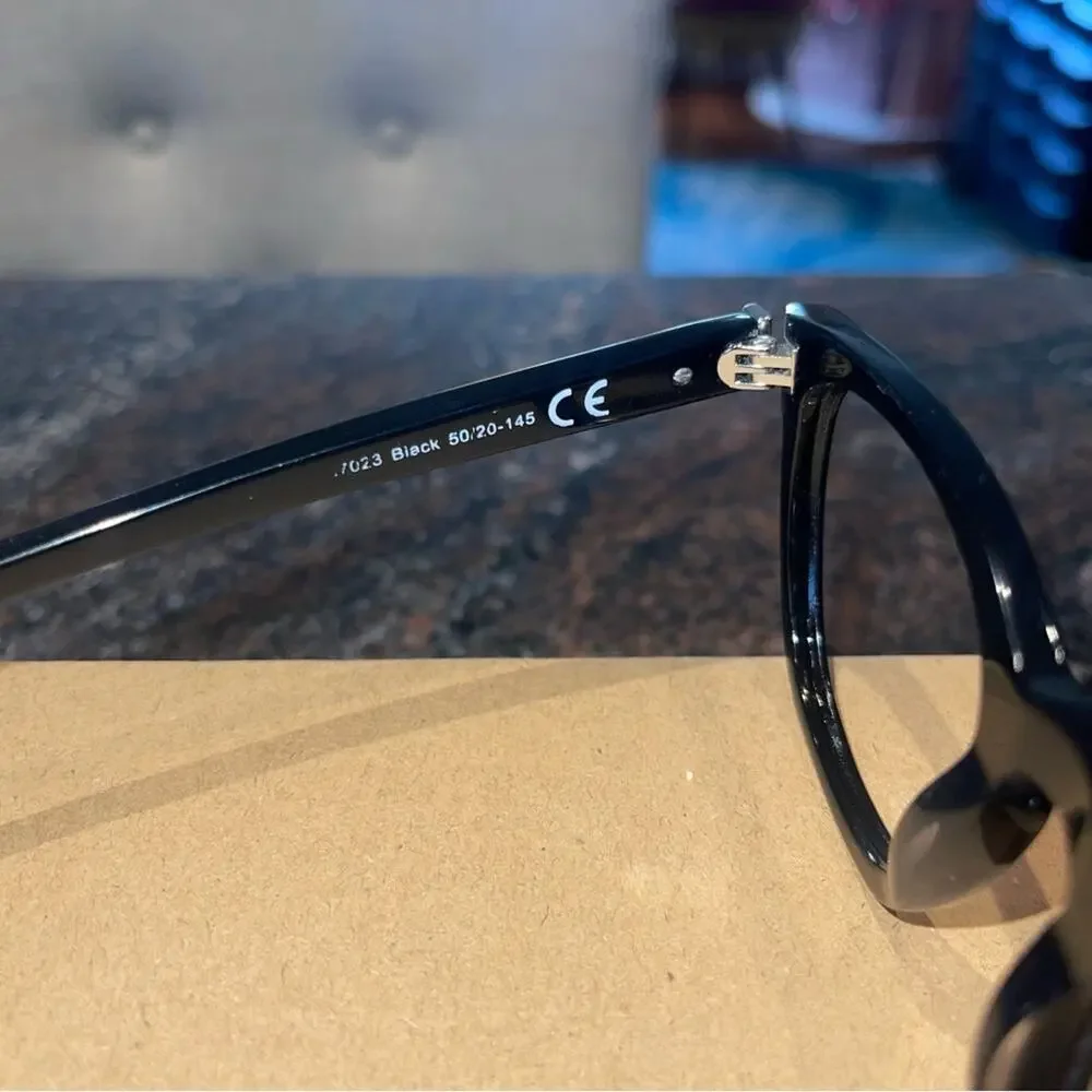 Derek Cardigan Black Rimmed Glasses Frames